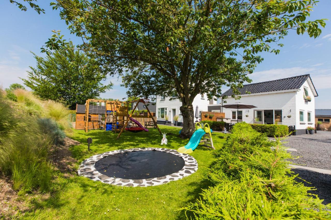 Holiday Home Oostkapelle Exterior photo